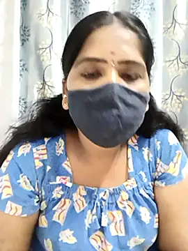 Snapshot of MaaliiiPonuTamil chatting on 01/24/25, 05:11 MaaliiiPonuTamil online show from 01/24/25, 05:11