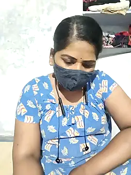 Snapshot of MaaliiiPonuTamil chatting on 02/08/25, 05:29 MaaliiiPonuTamil online show from 02/08/25, 05:29