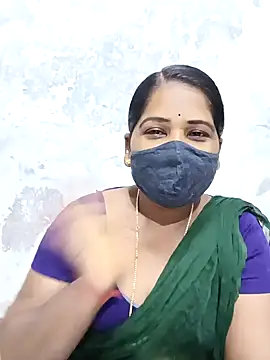 Snapshot of MaaliiiPonuTamil chatting on 02/10/25, 05:14 MaaliiiPonuTamil online show from 02/10/25, 05:14