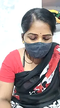 Snapshot of MaaliiiPonuTamil chatting on 02/12/25, 07:56 MaaliiiPonuTamil online show from 02/12/25, 07:56