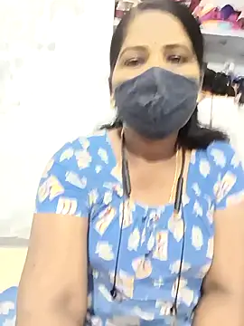 Snapshot of MaaliiiPonuTamil chatting on 02/13/25, 01:48 MaaliiiPonuTamil online show from 02/13/25, 01:48
