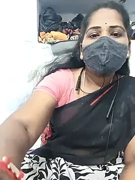 Snapshot of MaaliiiPonuTamil chatting on 02/18/25, 05:21 MaaliiiPonuTamil online show from 02/18/25, 05:21