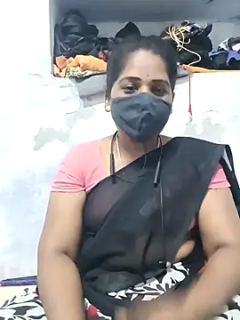 Snapshot of MaaliiiPonuTamil chatting on 02/18/25, 08:25 MaaliiiPonuTamil online show from 02/18/25, 08:25