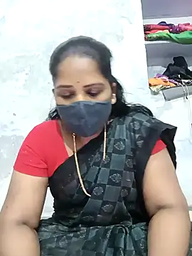 Snapshot of MaaliiiPonuTamil chatting on 02/21/25, 11:01 MaaliiiPonuTamil online show from 02/21/25, 11:01