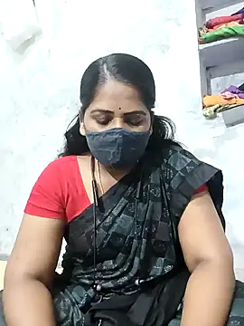 Snapshot of MaaliiiPonuTamil chatting on 02/21/25, 05:20 MaaliiiPonuTamil online show from 02/21/25, 05:20