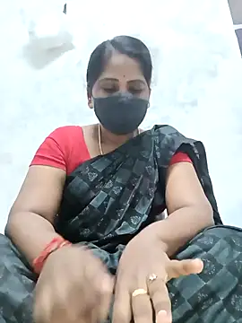 Snapshot of MaaliiiPonuTamil chatting on 02/22/25, 12:38 MaaliiiPonuTamil online show from 02/22/25, 12:38