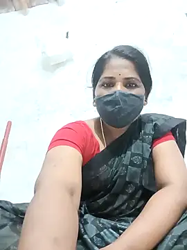 Snapshot of MaaliiiPonuTamil chatting on 02/22/25, 11:13 MaaliiiPonuTamil online show from 02/22/25, 11:13