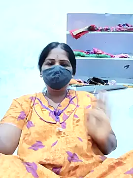 Snapshot of MaaliiiPonuTamil chatting on 02/24/25, 01:10 MaaliiiPonuTamil online show from 02/24/25, 01:10