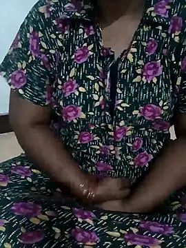 Snapshot of MaaliiiPonuTamil chatting on 03/02/25, 01:04 MaaliiiPonuTamil online show from 03/02/25, 01:04