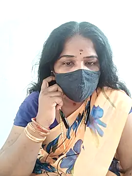 Snapshot of MaaliiiPonuTamil chatting on 03/05/25, 02:36 MaaliiiPonuTamil online show from 03/05/25, 02:36