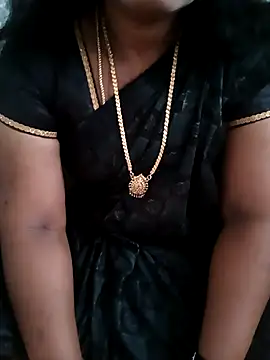 Snapshot of MaaliiiPonuTamil chatting on 03/06/25, 01:37 MaaliiiPonuTamil online show from 03/06/25, 01:37