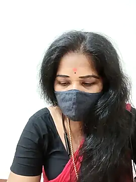 Snapshot of MaaliiiPonuTamil chatting on 03/10/25, 01:12 MaaliiiPonuTamil online show from 03/10/25, 01:12