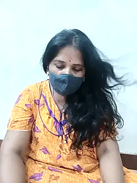 Snapshot of MaaliiiPonuTamil chatting on 03/17/25, 03:40 MaaliiiPonuTamil online show from 03/17/25, 03:40