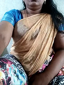 Snapshot of MaaliiiPonuTamil chatting on 09/13/25, 04:45 MaaliiiPonuTamil online show from 09/13/25, 04:45
