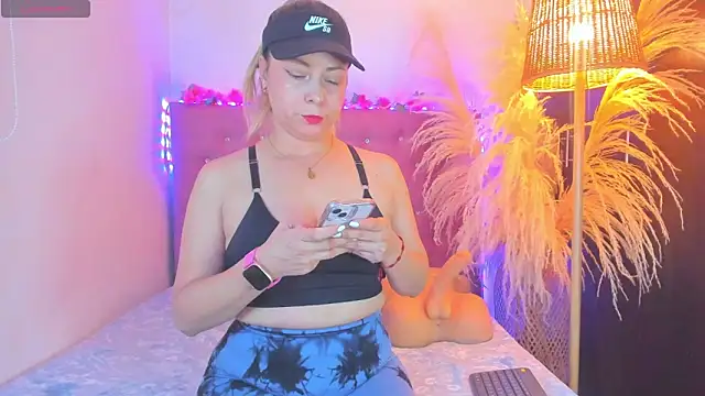  sexybunny  online show from 04/22/26, 05:10