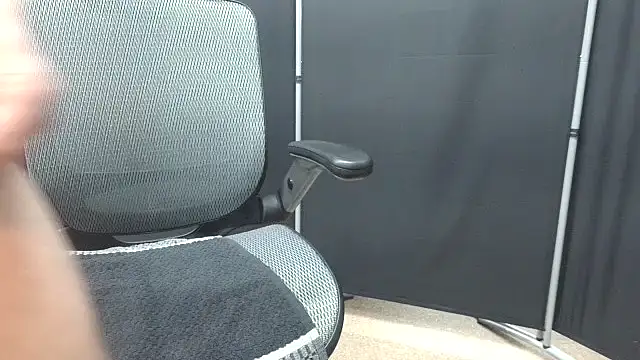 Snapshot of ThickCockLover2 chatting on 10/09/25, 02:48 ThickCockLover2 online show from 10/09/25, 02:48