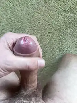 Snapshot of ThickCockLover2 chatting on 10/27/25, 07:40 ThickCockLover2 online show from 10/27/25, 07:40