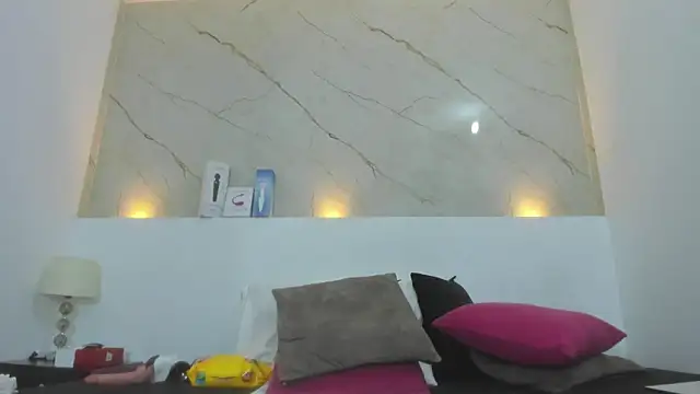 Snapshot of Sofii_Cooper1 chatting on 03/08/25, 07:05 Sofii Cooper1 online show from 03/08/25, 07:05