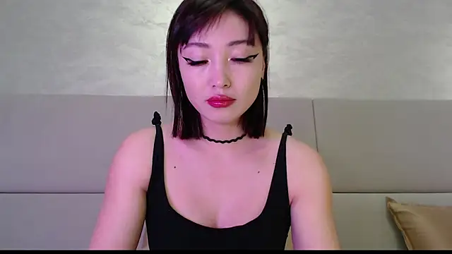 Snapshot of MiaRie chatting on 11/28/25, 04:15 MiaRie online show from 11/28/25, 04:15