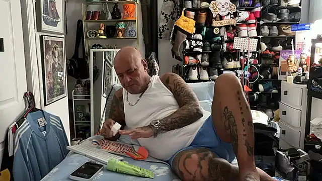 joeytatts66 online show from 01/13/26, 02:50