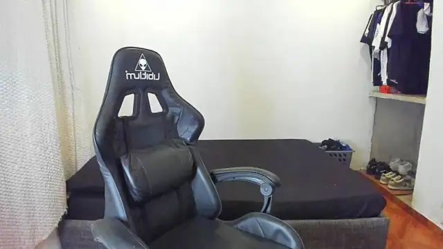 daddy jhons online show from 12/24/24, 07:39