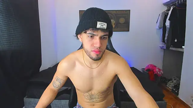 daddy jhons online show from 10/01/25, 04:35