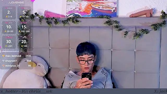 Snapshot of jacks_hotter chatting on 05/14/26, 12:12 jacks hotter online show from 05/14/26, 12:12