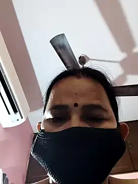 lalitha225 online show from 12/10/24, 08:51