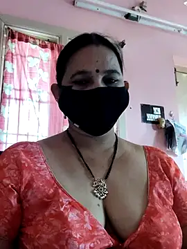 lalitha225 online show from 12/11/24, 04:49