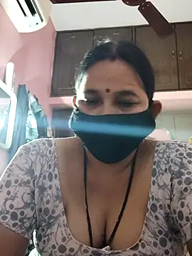 lalitha225 online show from 12/21/24, 09:23