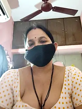 lalitha225 online show from 12/27/24, 11:17