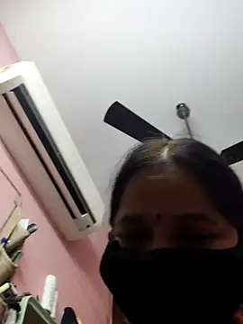 lalitha225 online show from 01/22/25, 05:37