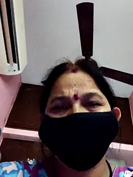 lalitha225 online show from 01/28/25, 07:53