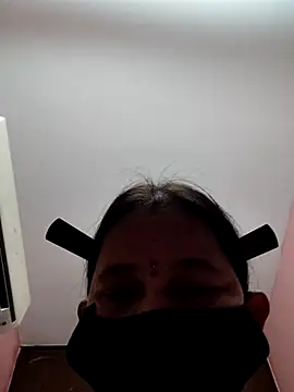 lalitha225 online show from 02/22/25, 08:50