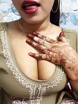 Sania-Love online show from 04/05/26, 11:24