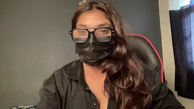 callmeshreya online show from 04/15/26, 08:43