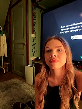 Snapshot of Alice1_secret chatting on 10/18/25, 03:46 Alice1 secret online show from 10/18/25, 03:46