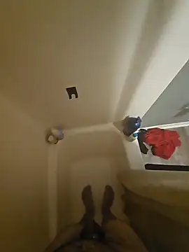 Spunwhiteboy1992 online show from 10/31/25, 08:15