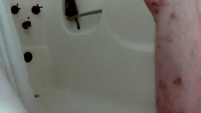 Spunwhiteboy1992 online show from 03/11/26, 06:25