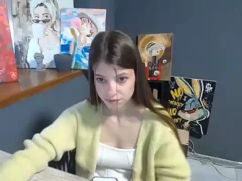 Snapshot of felicity_gold chatting on 05/15/26, 06:09 felicity gold online show from 05/15/26, 06:09