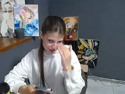 Snapshot of felicity_gold chatting on 05/21/26, 06:09 felicity gold online show from 05/21/26, 06:09