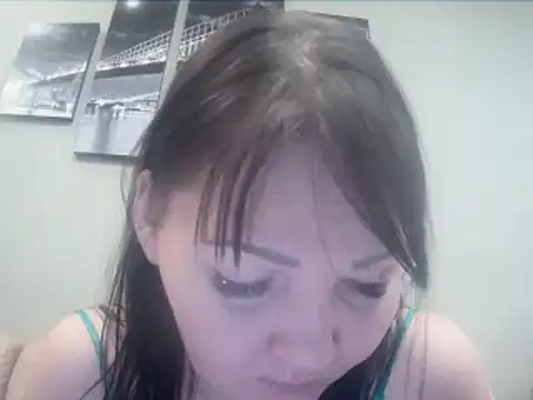 Snapshot of ClaireSunset chatting on 11/22/25, 08:19 ClaireSunset online show from 11/22/25, 08:19