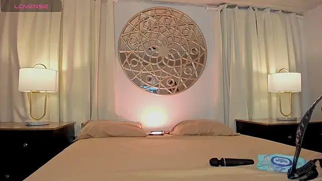 Belliinda 21 online show from 05/22/26, 07:19