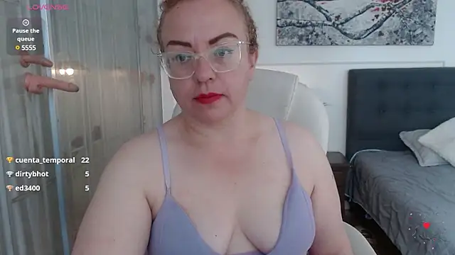 Snapshot of Tania_Goddess_ chatting on 12/25/24, 06:09 Tania Goddess online show from 12/25/24, 06:09