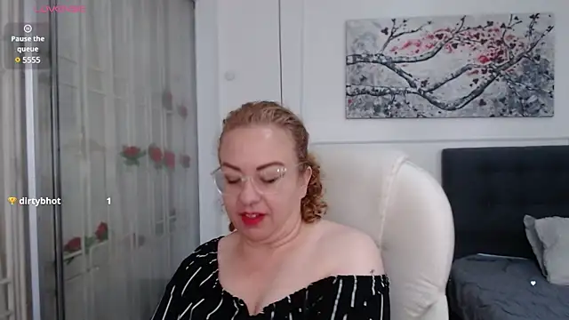 Snapshot of Tania_Goddess_ chatting on 12/30/24, 01:47 Tania Goddess online show from 12/30/24, 01:47