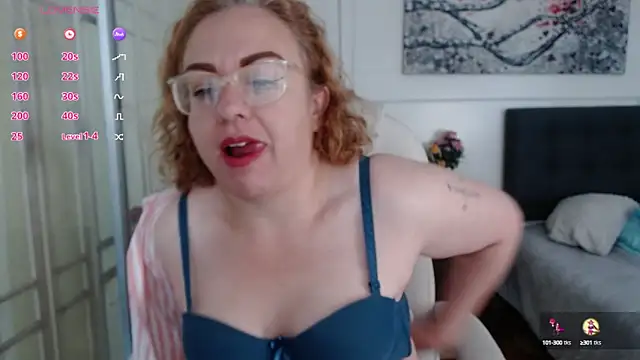 Snapshot of Tania_Goddess_ chatting on 01/06/25, 04:13 Tania Goddess online show from 01/06/25, 04:13
