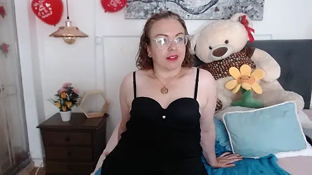 Snapshot of Tania_Goddess_ chatting on 02/10/25, 07:17 Tania Goddess online show from 02/10/25, 07:17