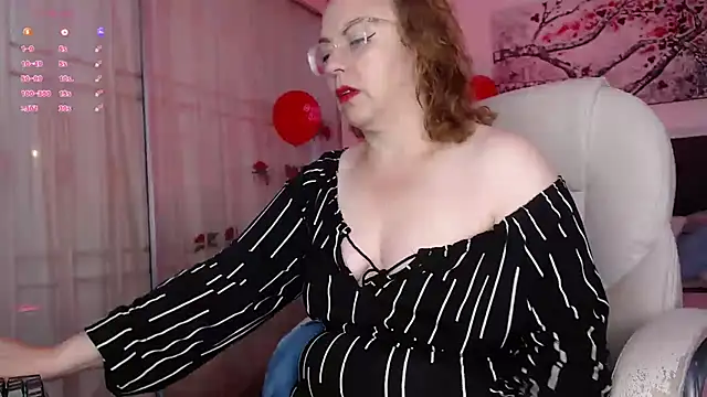 Snapshot of Tania_Goddess_ chatting on 02/12/25, 05:26 Tania Goddess online show from 02/12/25, 05:26
