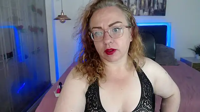 Snapshot of Tania_Goddess_ chatting on 10/06/25, 02:03 Tania Goddess online show from 10/06/25, 02:03