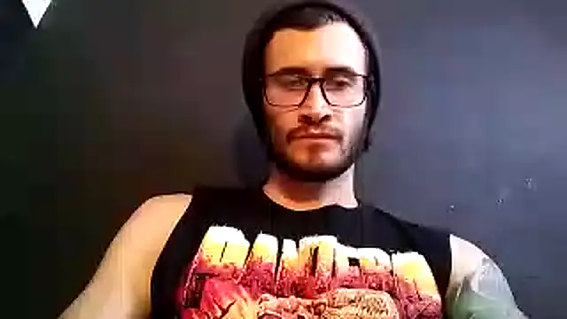 Loggan donnelly online show from 10/18/25, 07:14